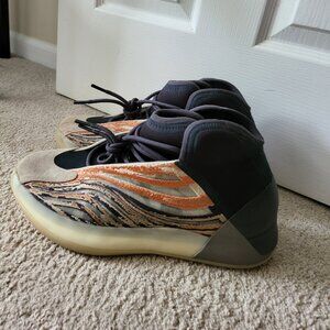 BNIB Adidas Yeezy QNTM Flash Orange 2021 - GW5314 - Men's US 13